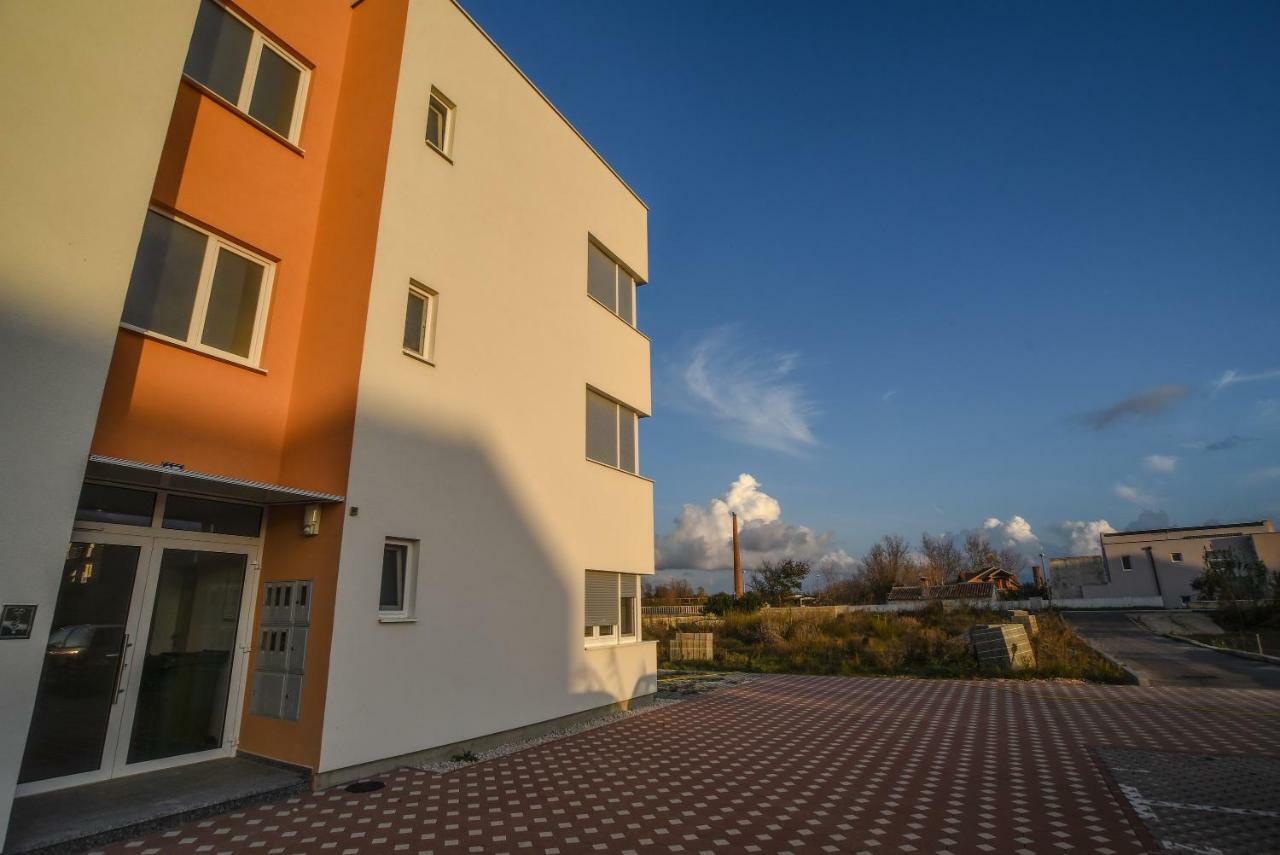 Apartman Mar Нин Экстерьер фото